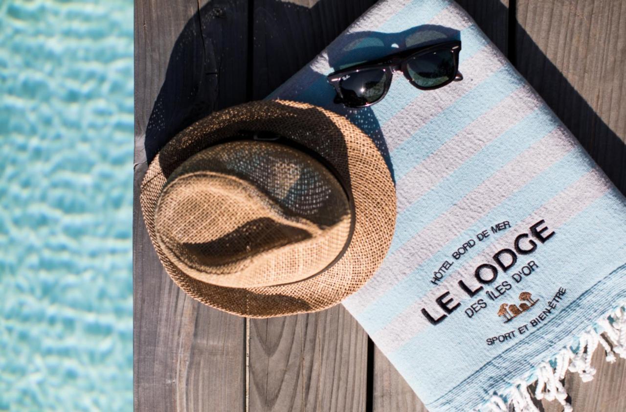 הייר Le Lodge Des Iles D'Or מראה חיצוני תמונה