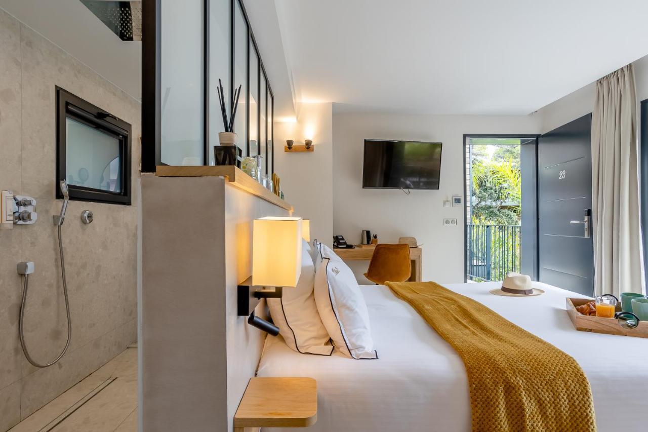 הייר Le Lodge Des Iles D'Or מראה חיצוני תמונה